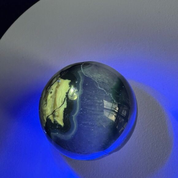 Volcano Agate Sphere UV Reactive (#3) - Picture 8 of 12